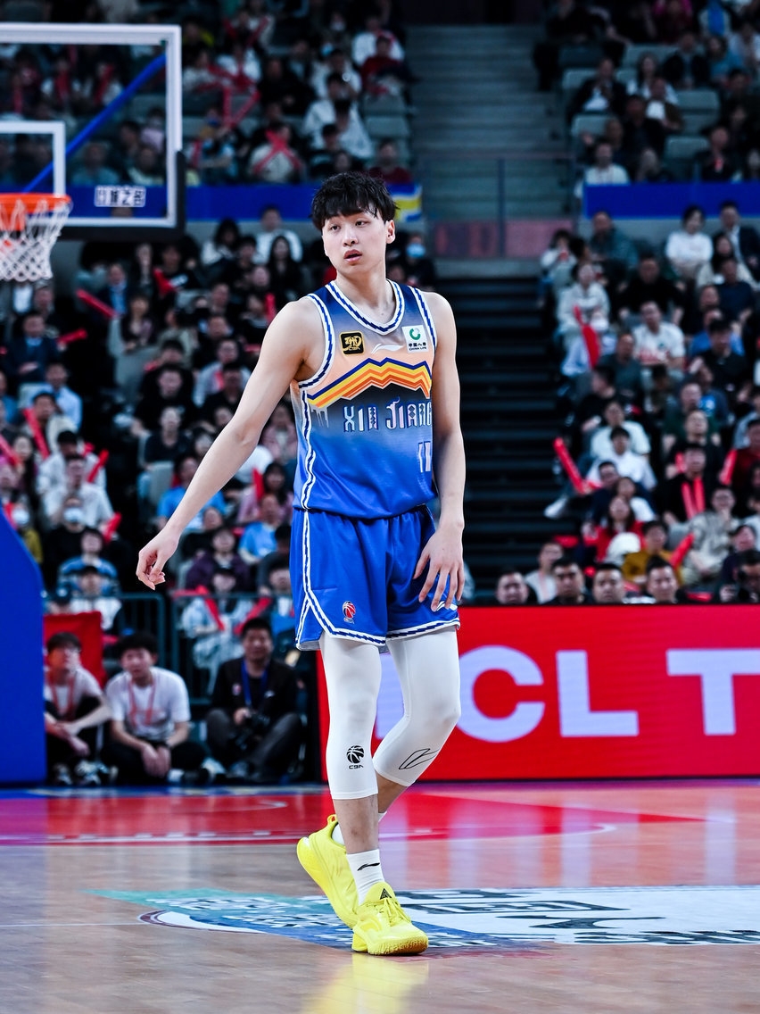 CBA季后赛关键时刻走向成谜,切尔西队长鼓劲,气氛紧张,纪律约束更严格的简单介绍 CBA季后赛关键时刻走向成谜,切尔西队长鼓劲,气氛紧张,纪律约束更严格的简单介绍