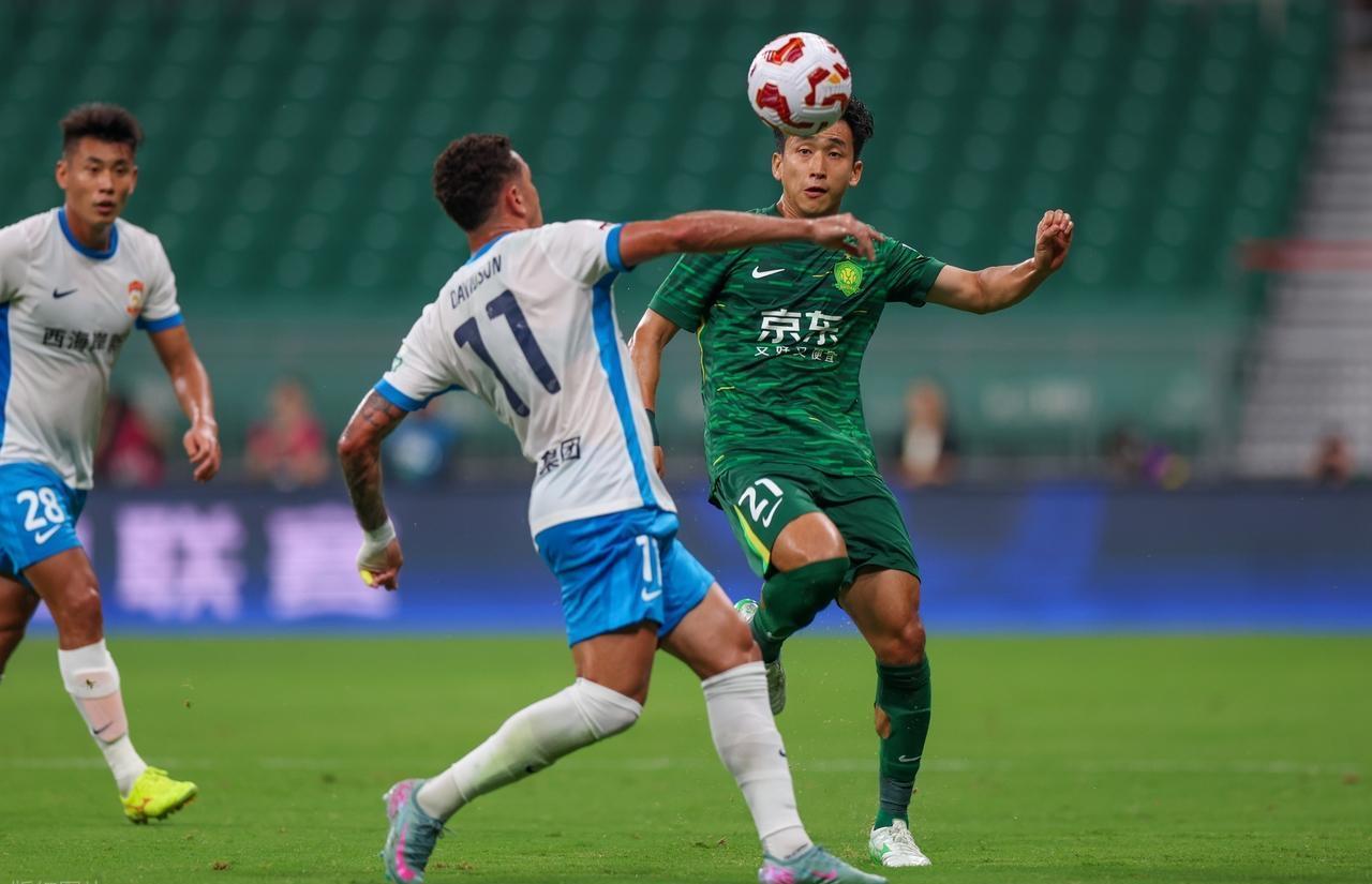 北京国安发布备战花絮，加时末段战术微调，全明星赛任务艰巨，细节决定成败 