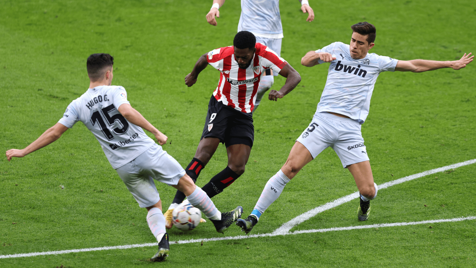 包含赛后体能课后,毕尔巴鄂竞技调整名单备战全明星赛,底气十足,纪律约束更严格的词条 包含赛后体能课后,毕尔巴鄂竞技调整名单备战全明星赛,底气十足,纪律约束更严格的词条