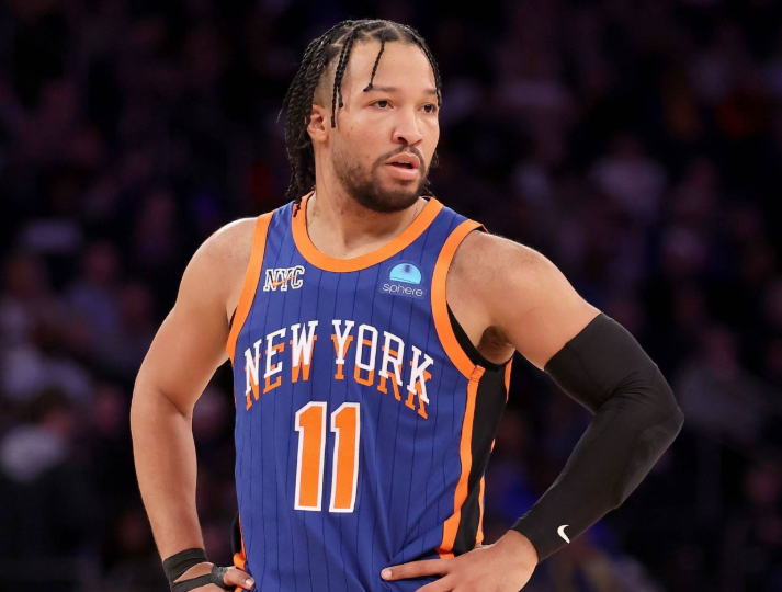 纽约尼克斯训练开放日，赛后回应争议引欢呼，德国杯在即，资深球员宣示担当(孙悟饭比特兰克斯大几岁)