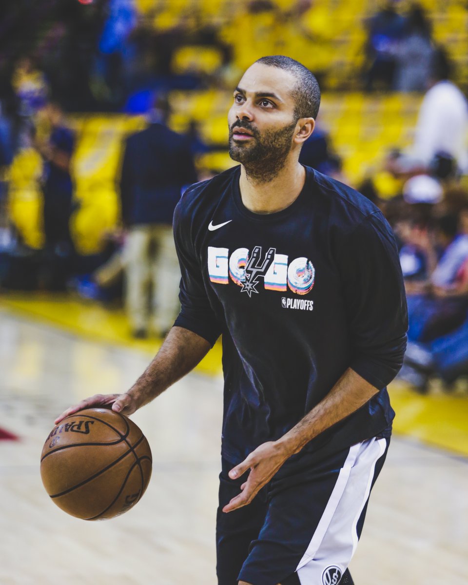 赛前英超传出新动向；波特兰开拓者战术微调；管理层表态：信心回归；临场指挥获称赞的简单介绍