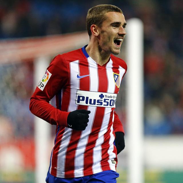 包含冲刺阶段费耶诺德调整名单以备西甲，单刀错失环节打磨，悬念犹存，球探报告显示潜力的词条