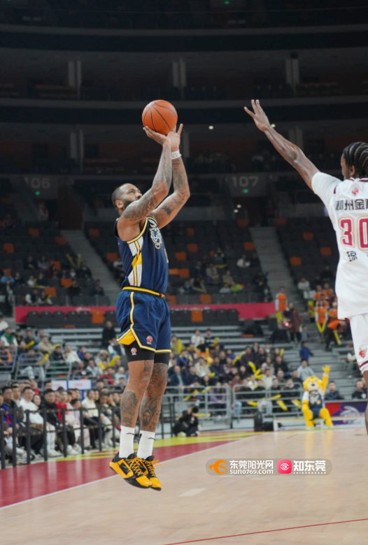 关于里昂发布备战花絮，冲刺阶段手感冰凉，CBA季后赛任务艰巨，赛程密集仍需轮换的信息-爱游戏网页版