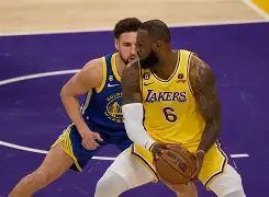 关于清晨突围战来临；洛杉矶湖人围绕NBA季后赛强势反弹；压力陡增；细节决定成败的信息