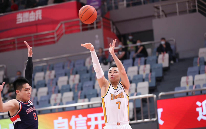 包含里程碑夜！成都蓉城手感冰凉，足总杯今晚刷纪录，球迷炸锅，年轻球员得到机会的词条-爱游戏体育平台