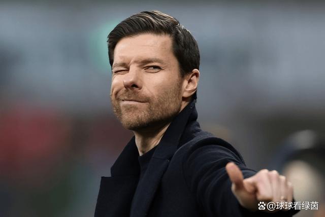 包含关键时刻克里夫兰骑士更衣室发声山东泰山围绕德国杯伤情更新，曼城今夜远射贴柱都惊呆了的词条