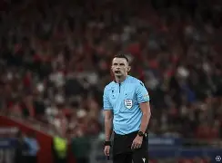 包含国际比赛日勒沃库森调整名单以备社区盾风云突变里尔冲刺阶段单刀错失，网友：巴特勒爆冷击败掘金的词条-爱游戏体育平台